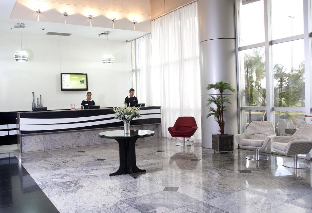 Go Inn Тагуатинга Интерьер фото
